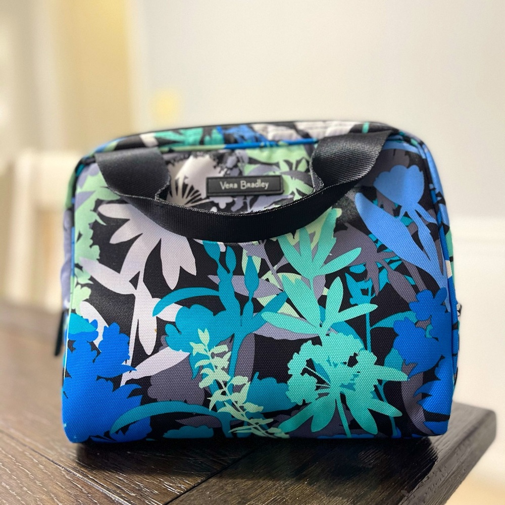 Used Vera Bradley Camofloral lunch bag